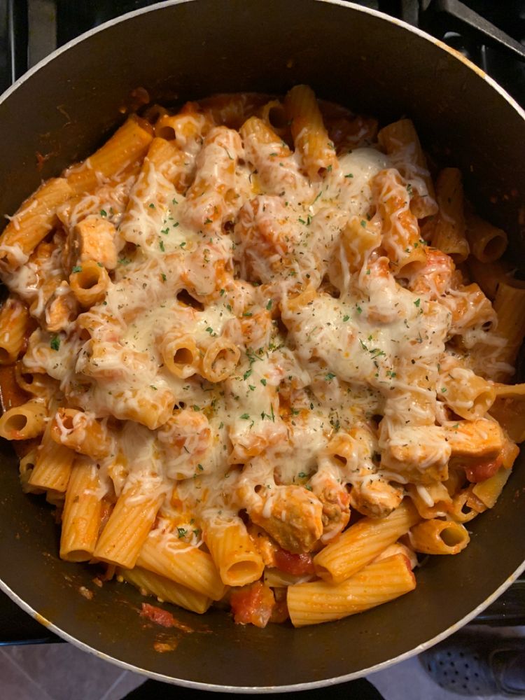 One-Pot Chicken Parmesan Pasta